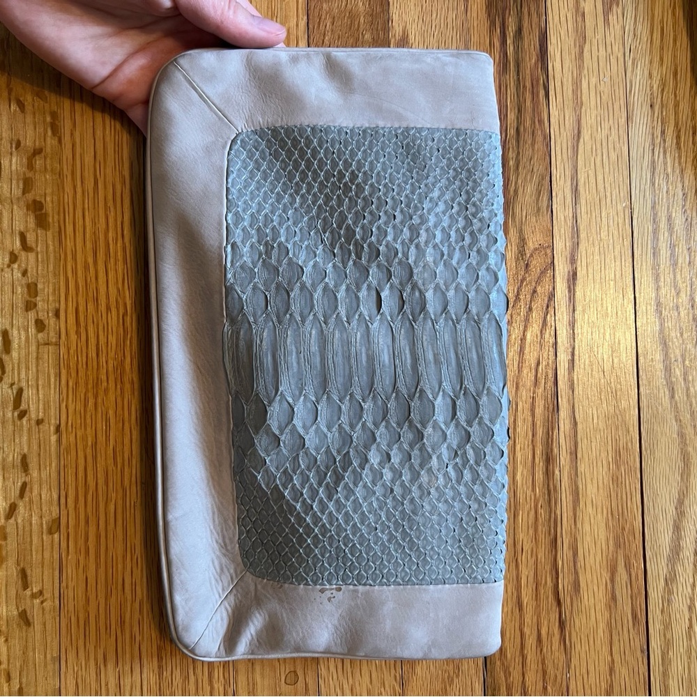 Bara Boux leather python clutch - Picture 5 of 6